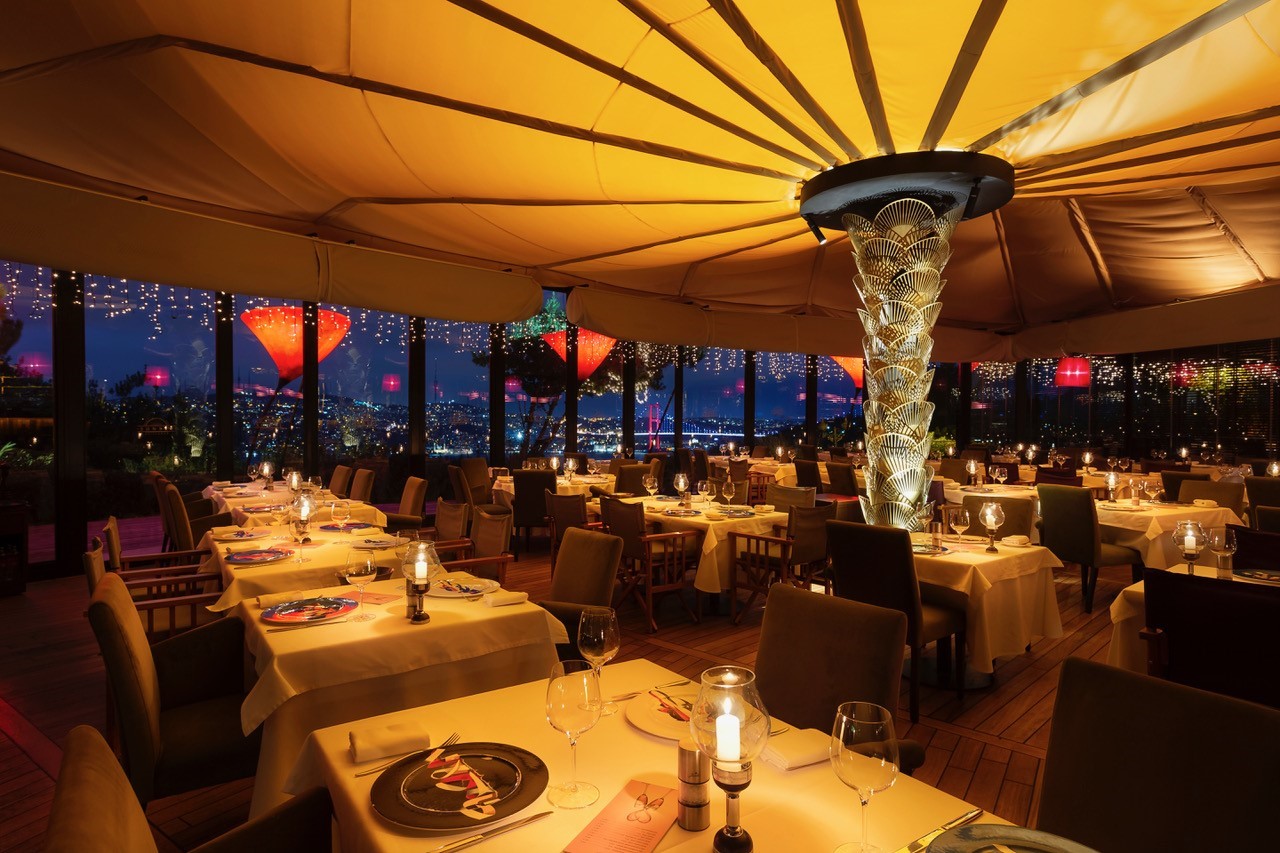 Crystal İle Doğum Gününüzde Sunset'te Ayrıcalıklısınız