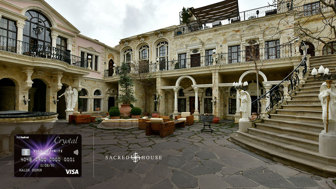 Crystal ile Sacred House’da %10 indirim ayrıcalığı.