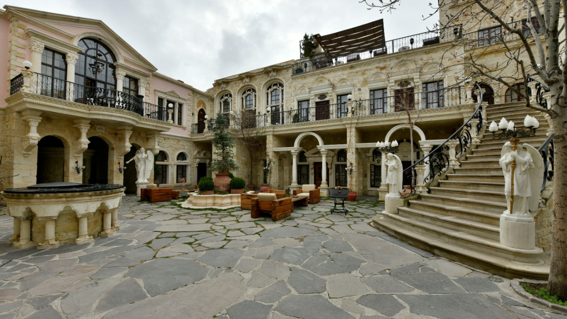 Crystal ile Sacred House’da %10 indirim ayrıcalığı.